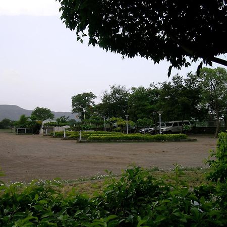 The Meadows Resort And Spa Aurangabad  Ngoại thất bức ảnh