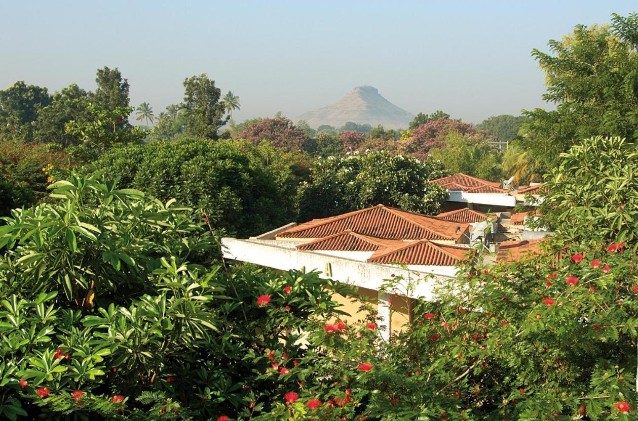 The Meadows Resort And Spa Aurangabad  Ngoại thất bức ảnh