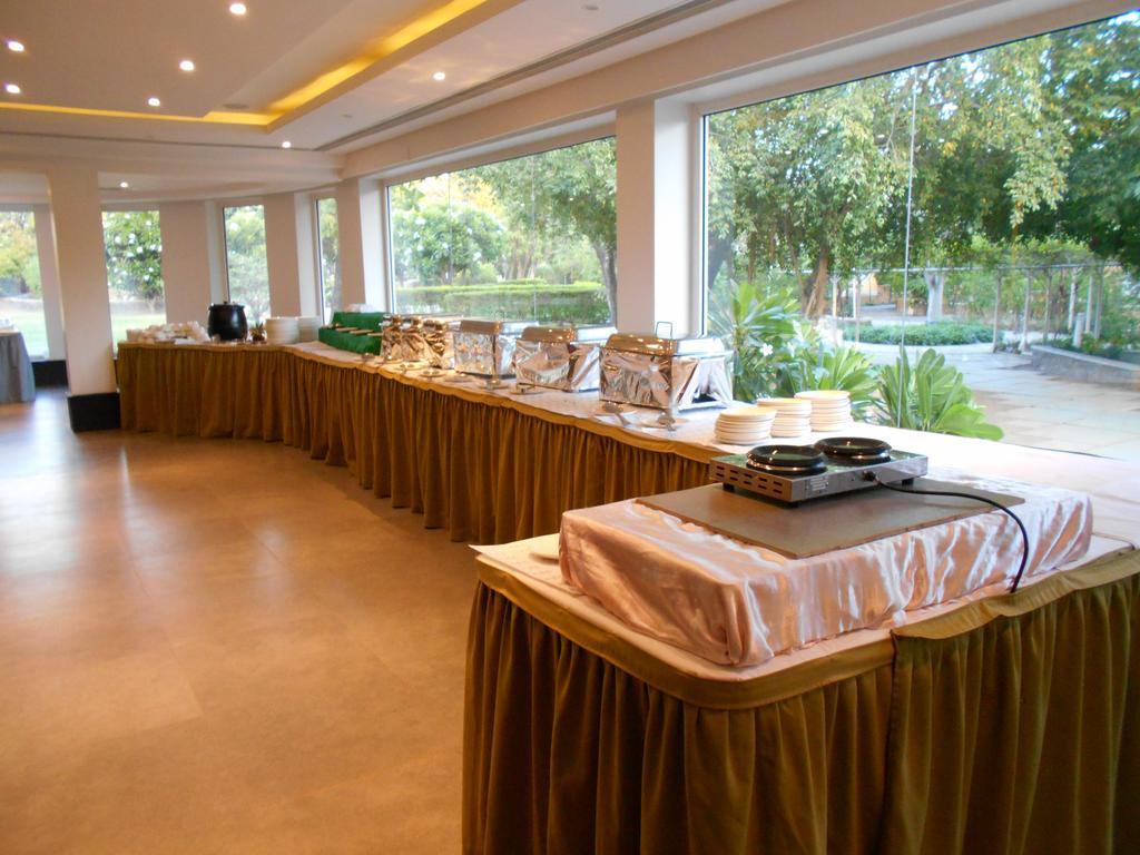 The Meadows Resort And Spa Aurangabad  Ngoại thất bức ảnh