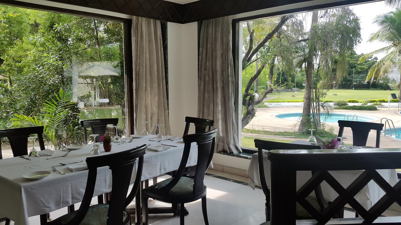 The Meadows Resort And Spa Aurangabad  Ngoại thất bức ảnh